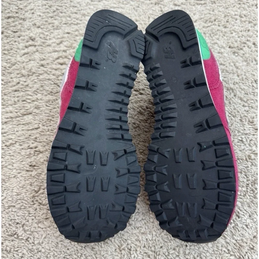 New Balance Sneakers Womens Size 8.5 Classic 574 Red Green Casual Shoes WL574CPV - Picture 6 of 12